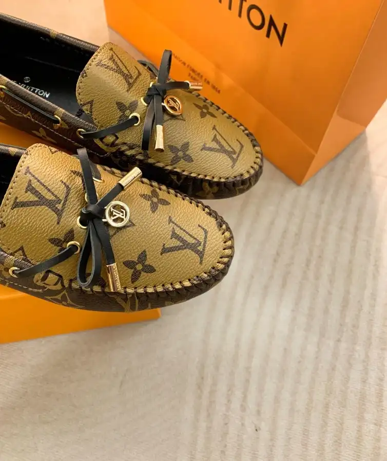 hype LV flat shoes