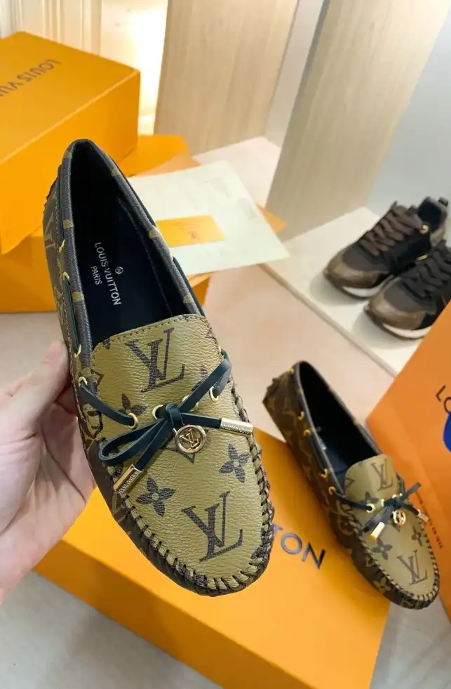 hype LV flat shoes