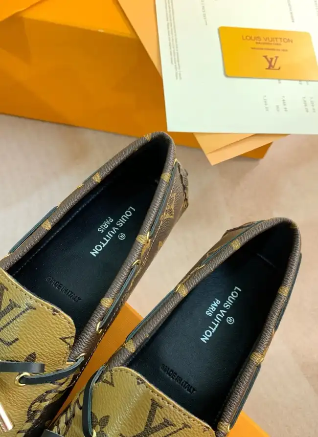 hype LV flat shoes