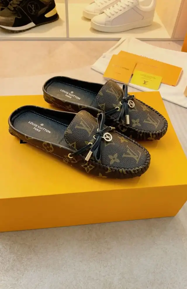 hype LV flat shoes