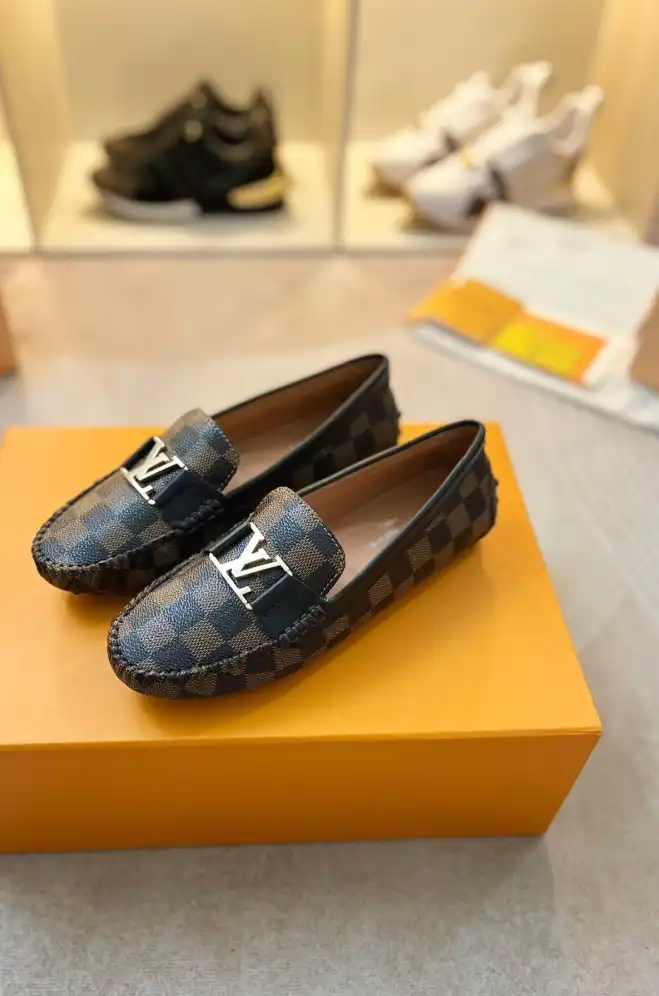 hype LV flat shoes