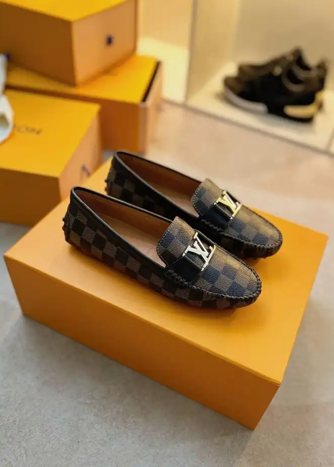 hype LV flat shoes