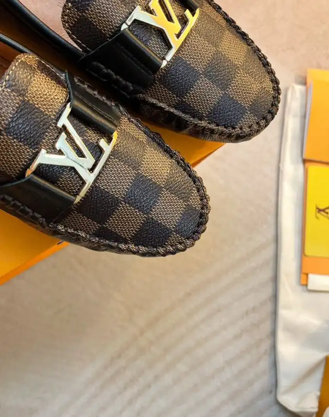 hype LV flat shoes