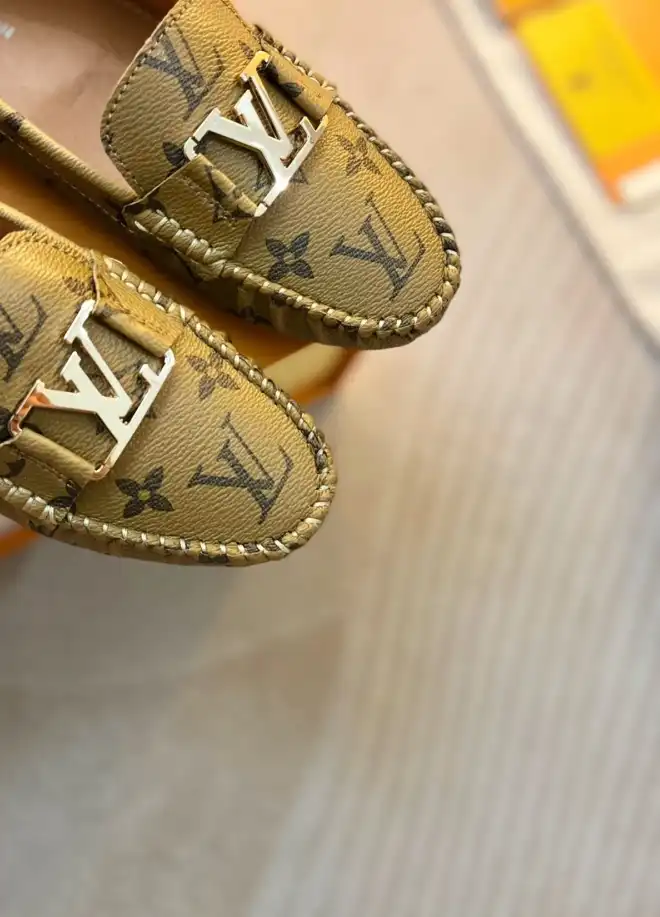 hype LV flat shoes