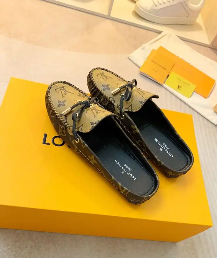 hype LV flat shoes