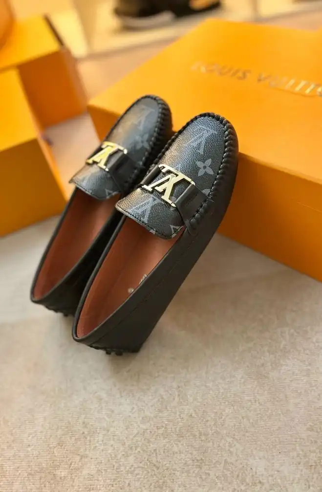 hype LV flat shoes