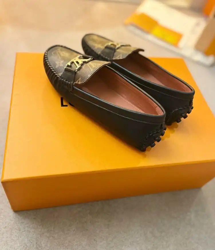 hype LV flat shoes