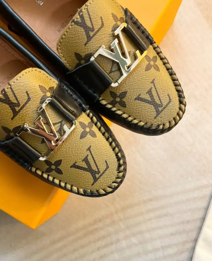 hype LV flat shoes