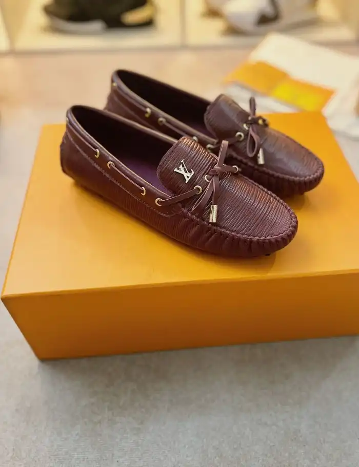 hype LV flat shoes