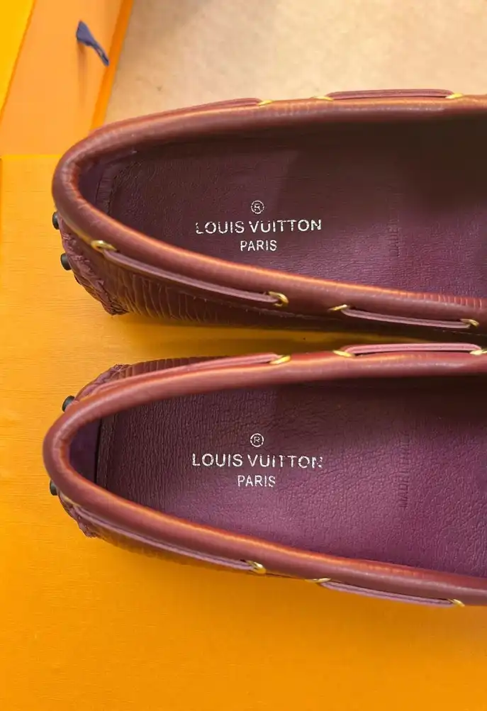 hype LV flat shoes