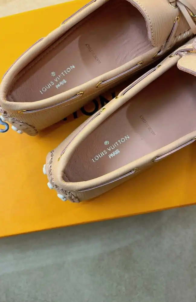 hype LV flat shoes