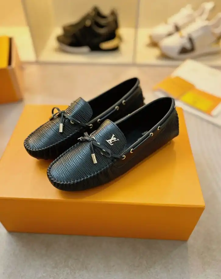 hype LV flat shoes