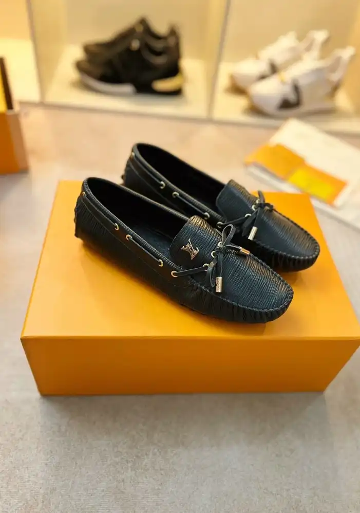 hype LV flat shoes