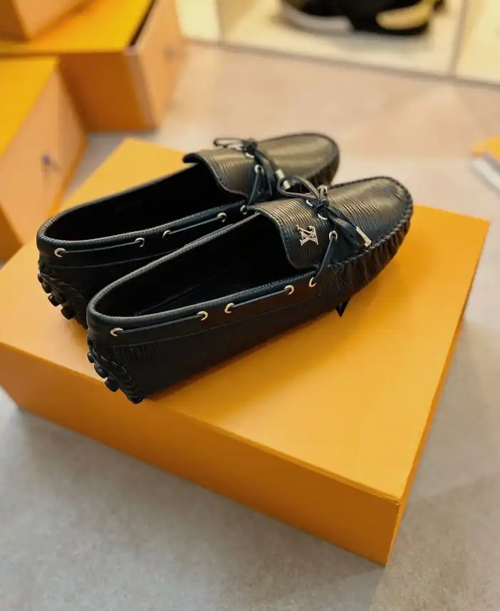 hype LV flat shoes