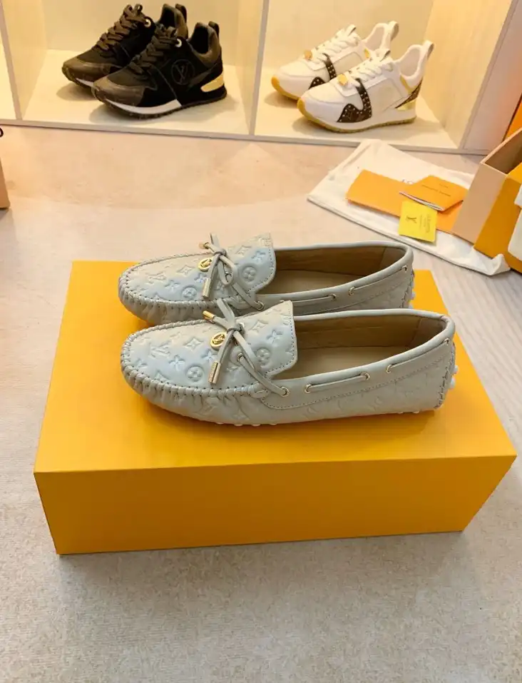 hype LV flat shoes