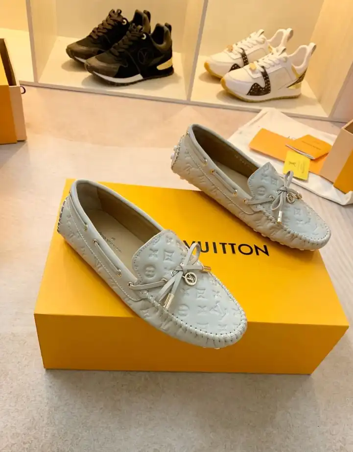 hype LV flat shoes