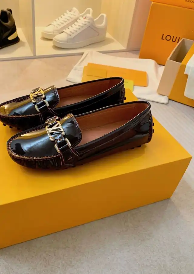 hype LV flat shoes