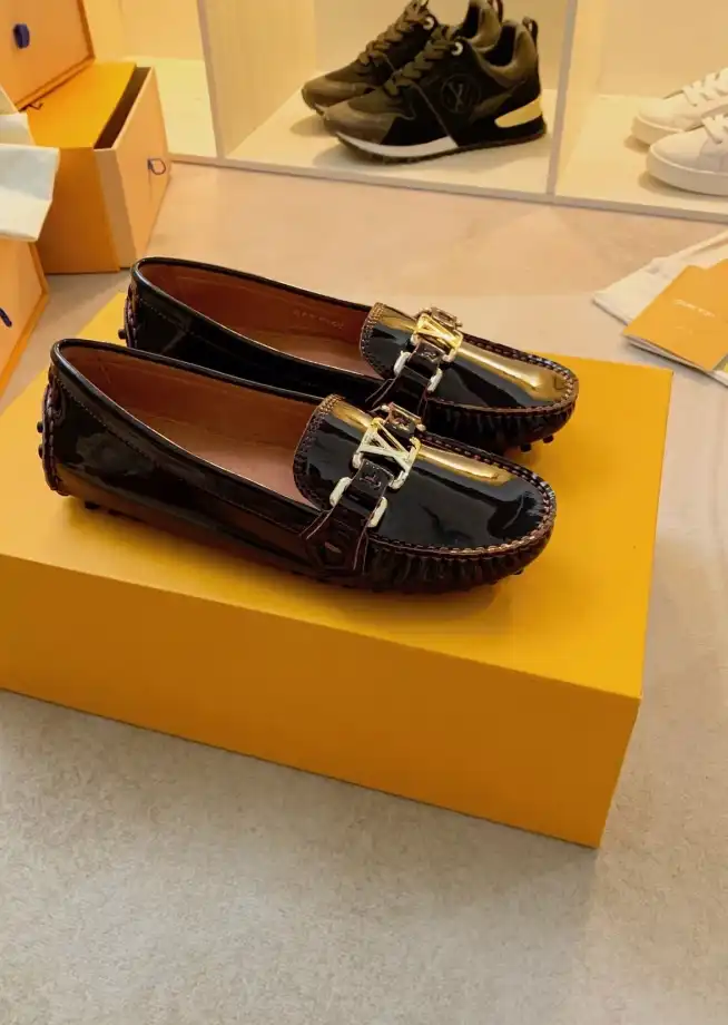 hype LV flat shoes