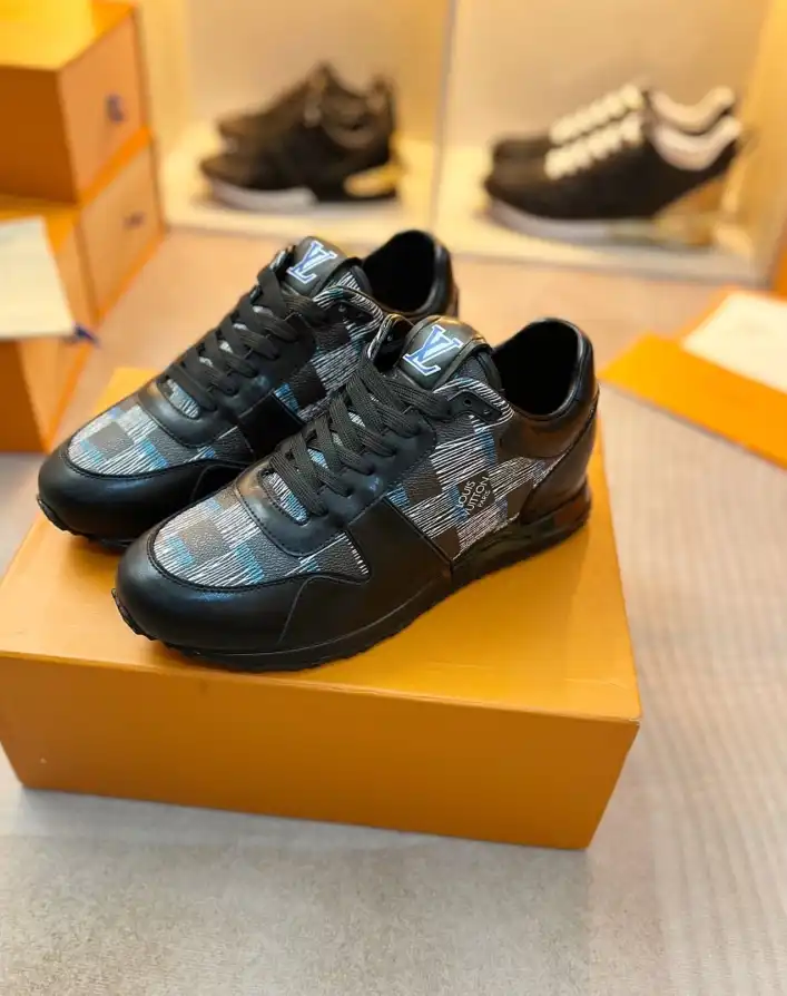 hype Louis Vuitton Sneakers