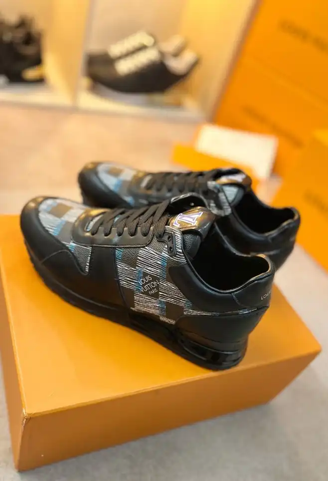 hype Louis Vuitton Sneakers