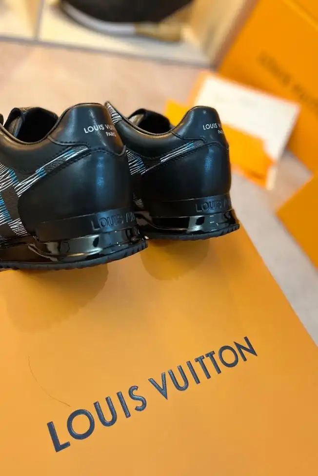 hype Louis Vuitton Sneakers