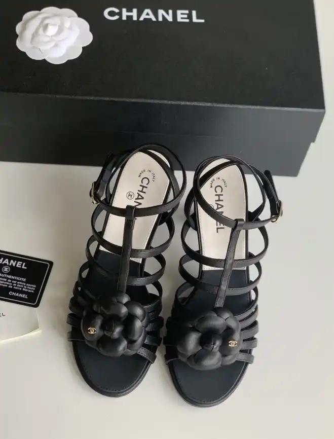 hype Chanel High Heels