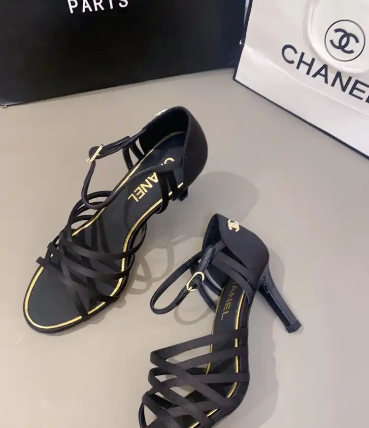 hype Chanel High Heels