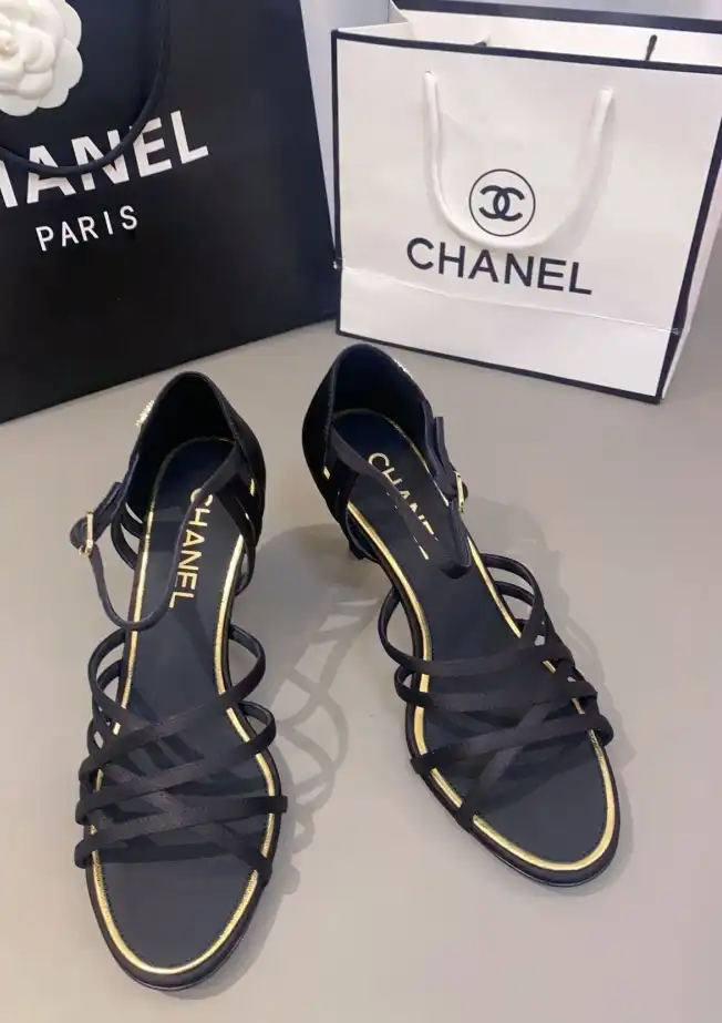 hype Chanel High Heels