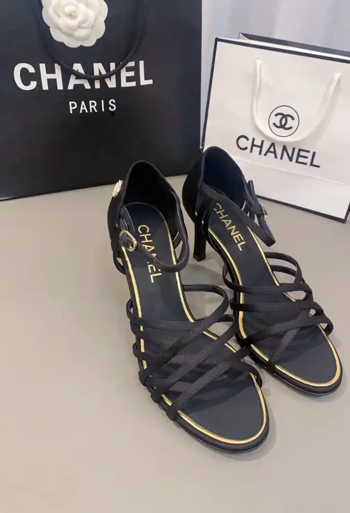 hype Chanel High Heels