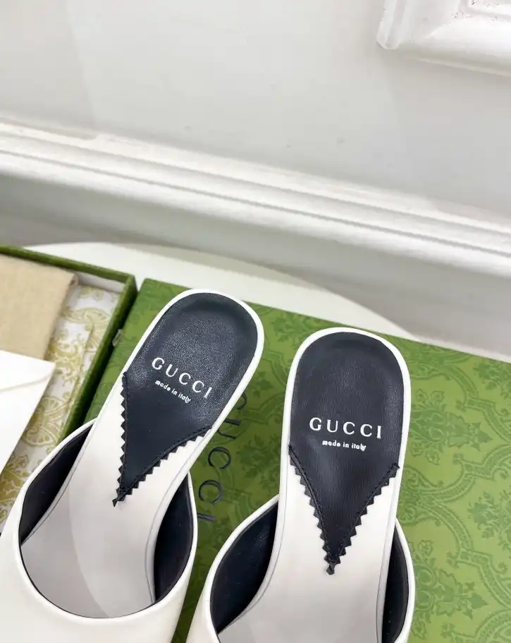 hype Gucci Flat Shoes