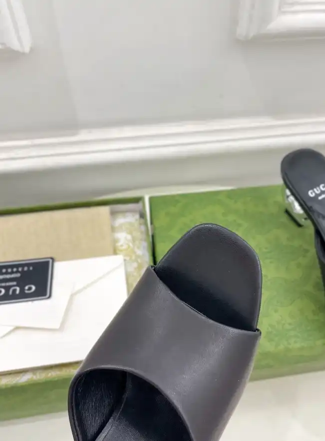 hype Gucci Flat Shoes