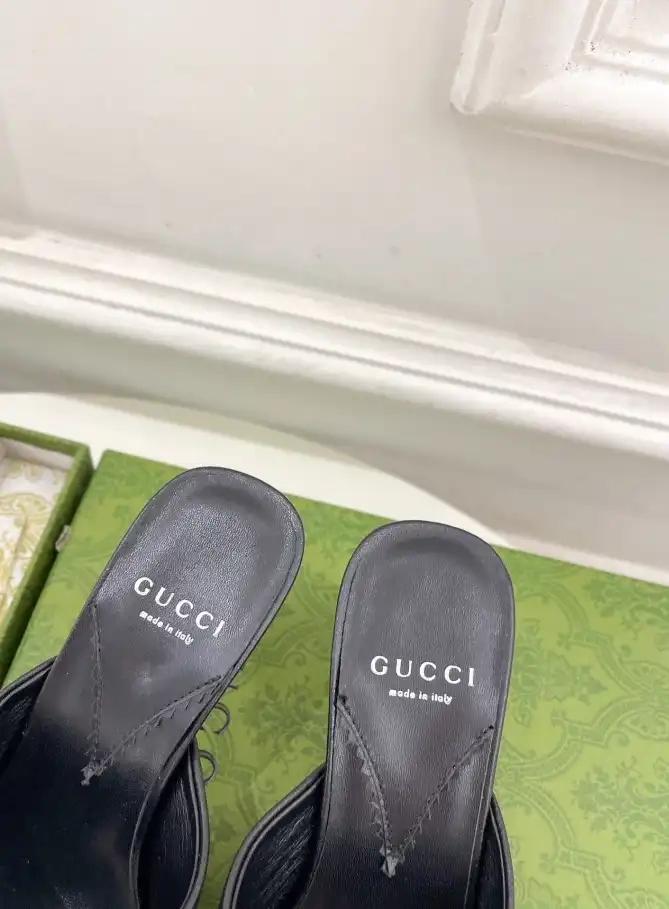 hype Gucci Flat Shoes