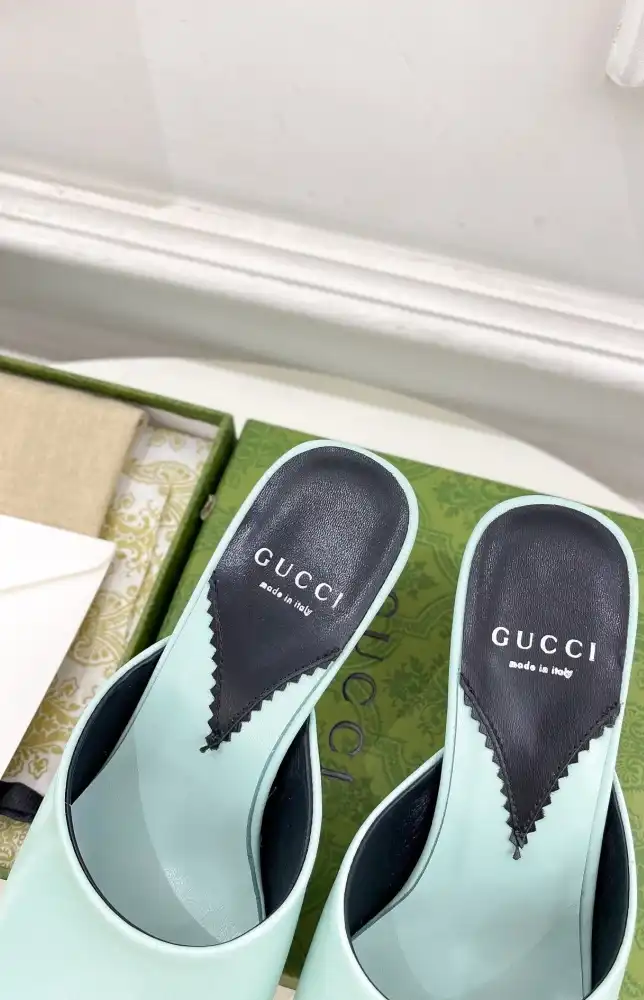 hype Gucci Flat Shoes