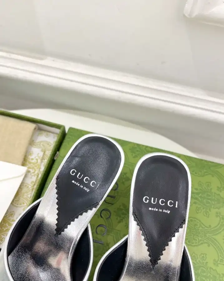 hype Gucci Flat Shoes