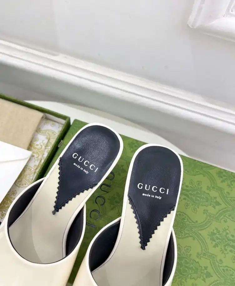 hype Gucci Flat Shoes