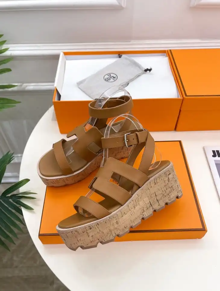 hype Hermes Sandals