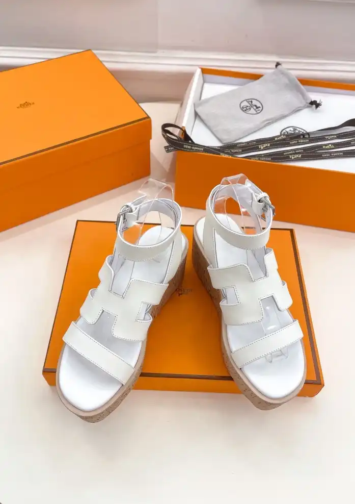 hype Hermes Sandals