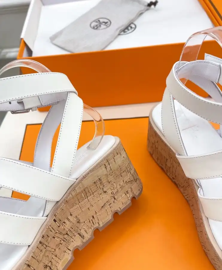 hype Hermes Sandals