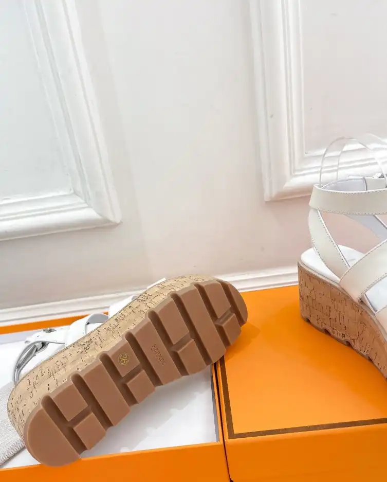 hype Hermes Sandals