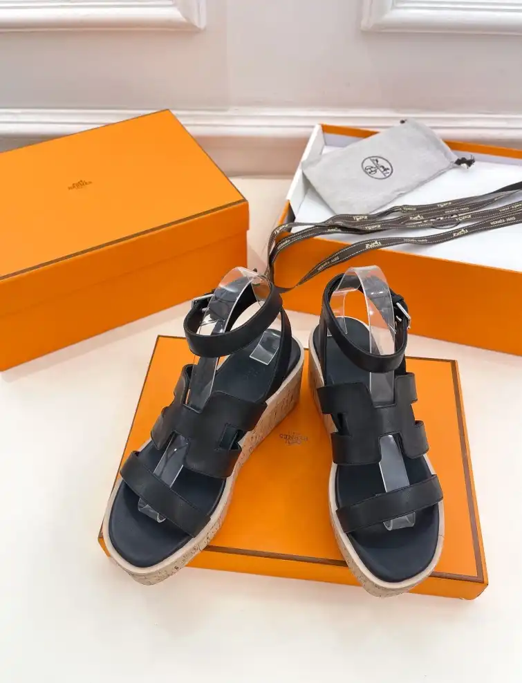 hype Hermes Sandals