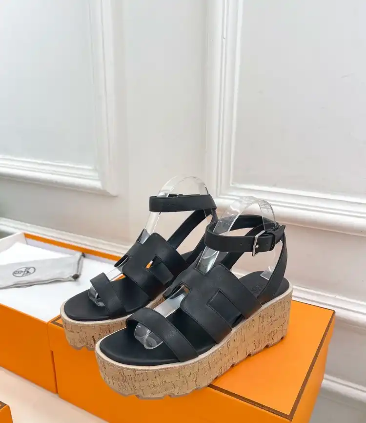 hype Hermes Sandals