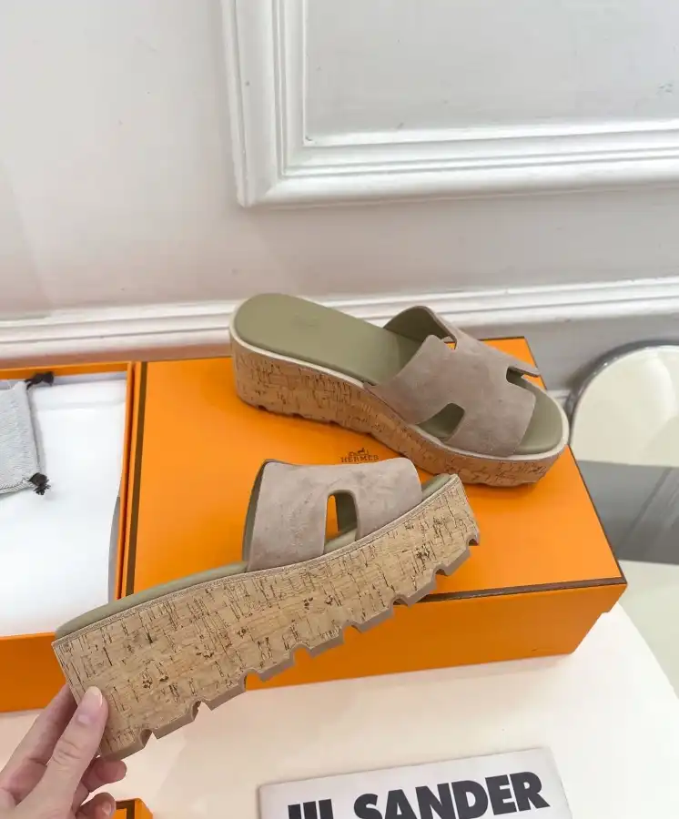 hype Hermes Sandals