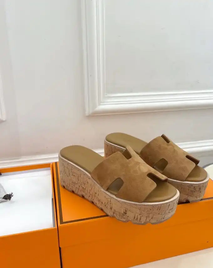 hype Hermes Sandals