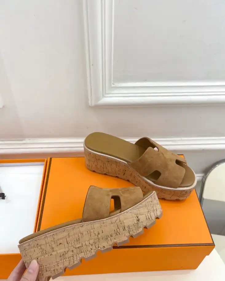 hype Hermes Sandals