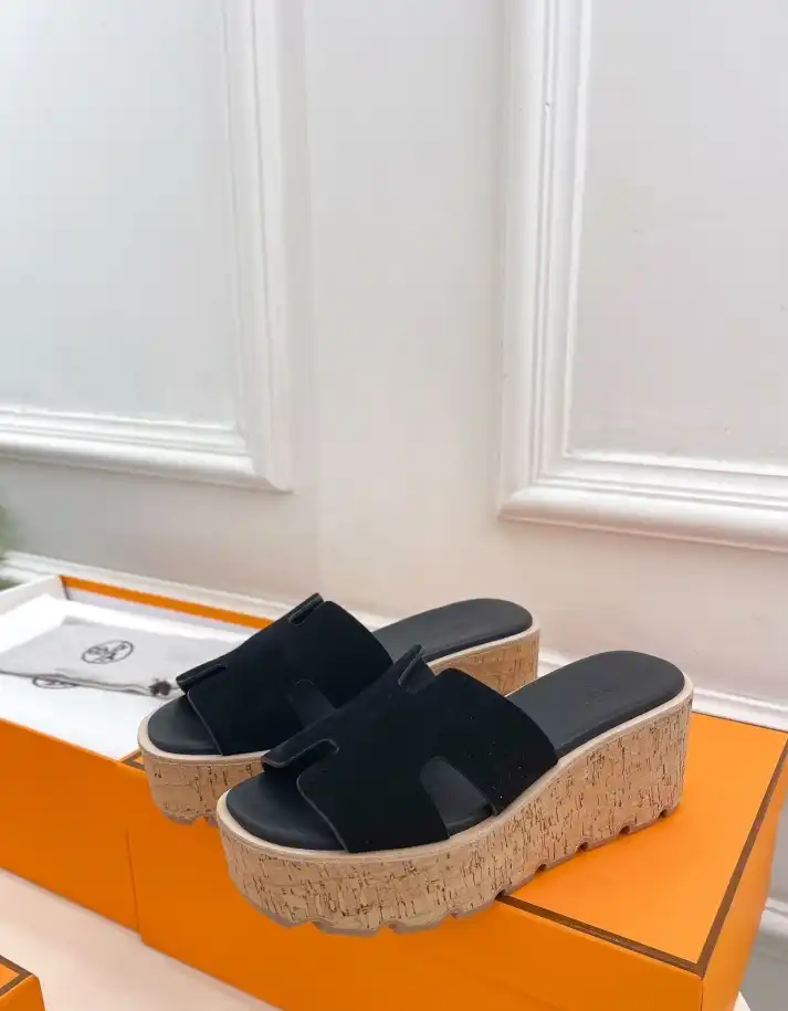 hype Hermes Sandals