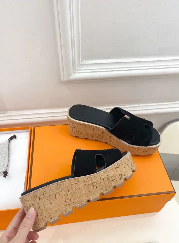 hype Hermes Sandals