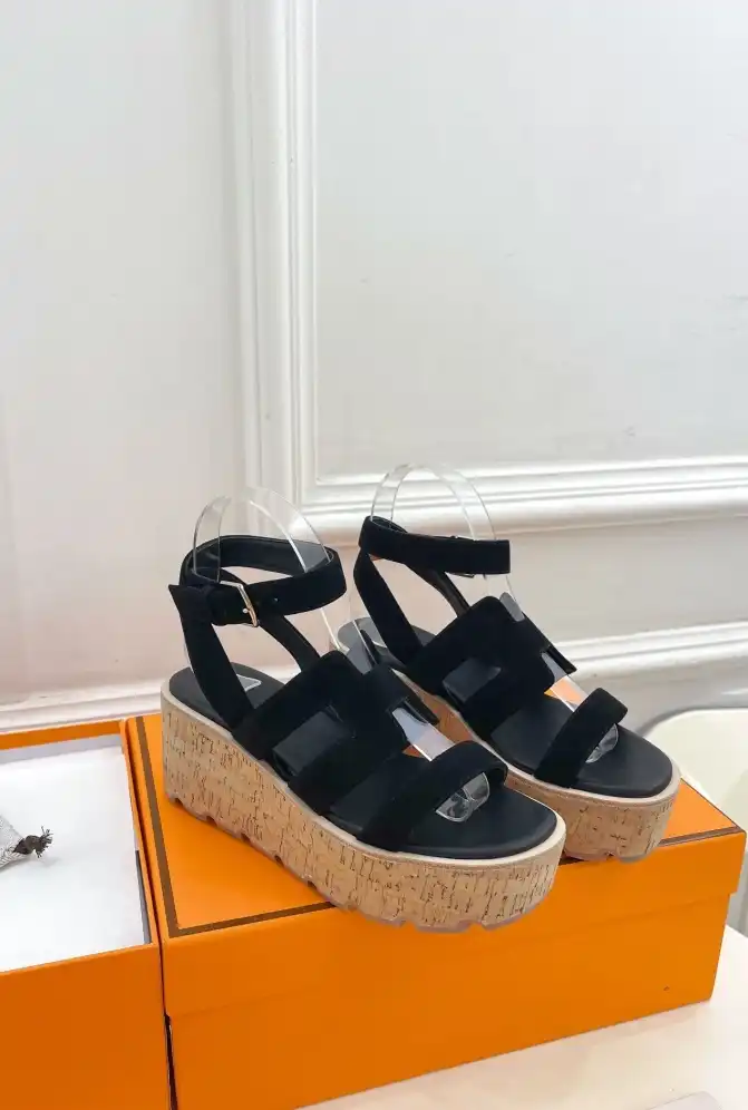 hype Hermes Sandals