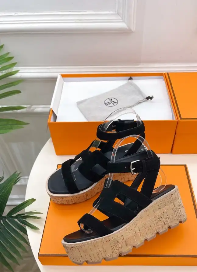 hype Hermes Sandals