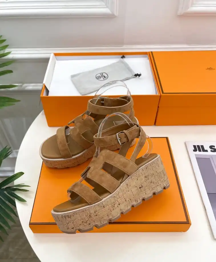 hype Hermes Sandals