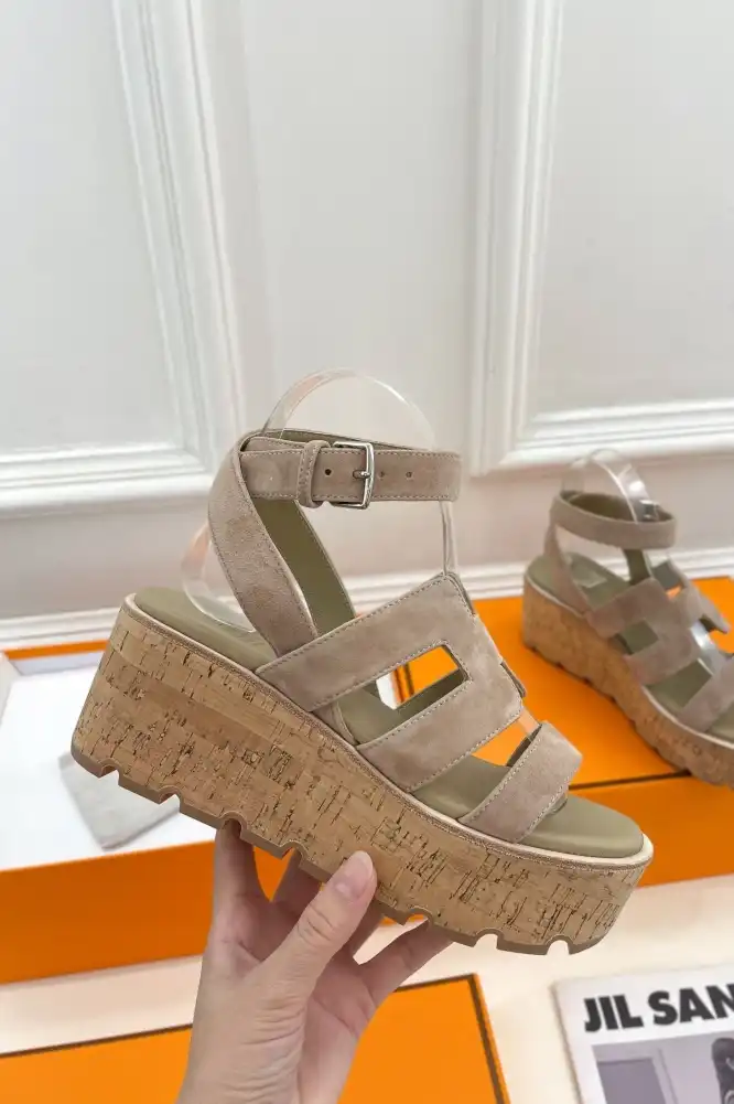 hype Hermes Sandals